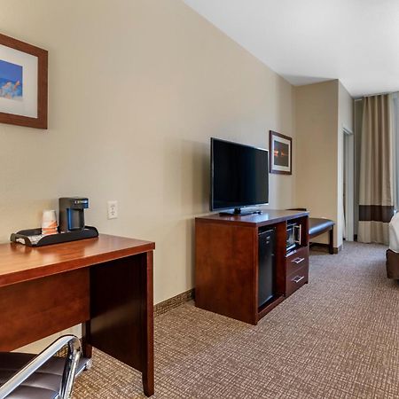 คอมฟอร์ต สวีท เฟิร์นลีย์ Hotel ห้อง รูปภาพ